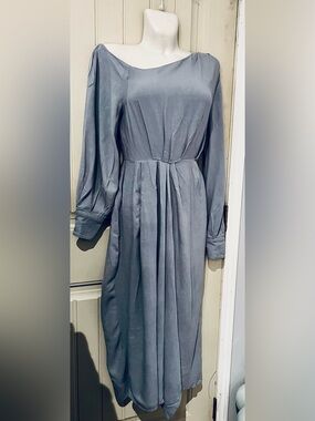 ASOS design maternity made in Rumania blue light size 4
